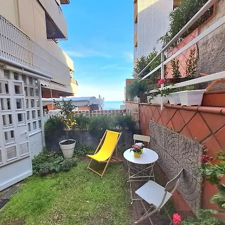 Holiday home Acasuzzadiaci